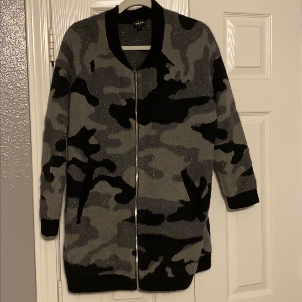 Camo black and grey zip front cardigan